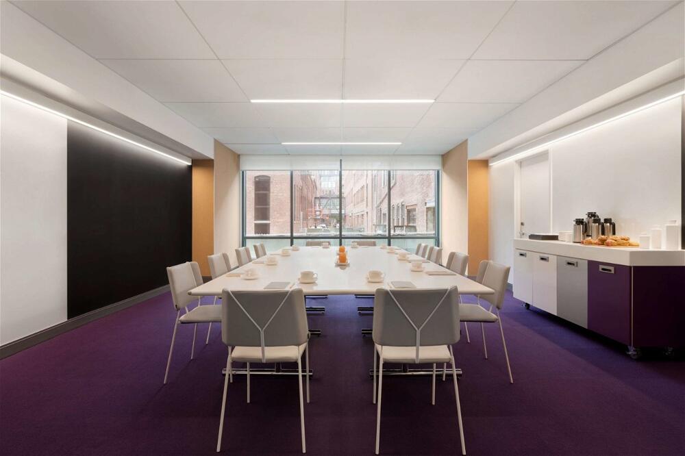 Foto de los servicios de Hotel YOTEL Boston