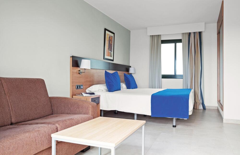Foto de una habitación de Hotel Pocillos Playa