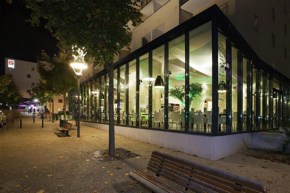 Foto del exterior de Aparthotel Residhome Paris-Massy