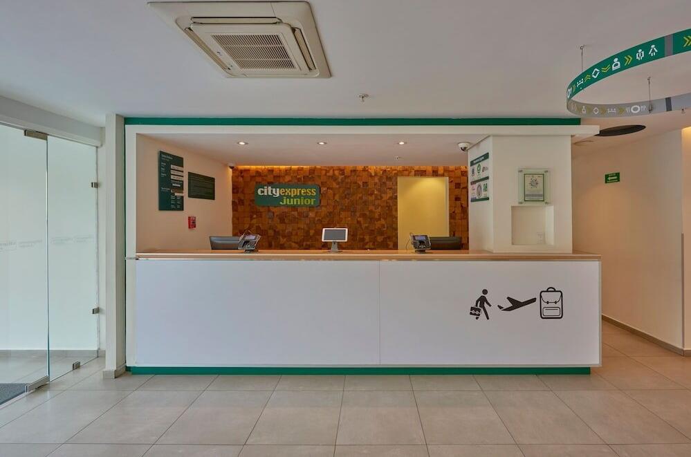 Foto de las zonas nobles de Hotel City Express Junior Puebla FINSA