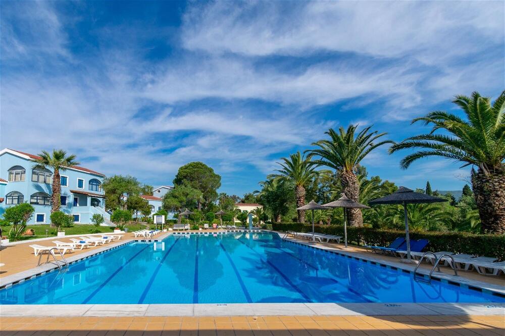Foto general de Aparthotel Govino Bay