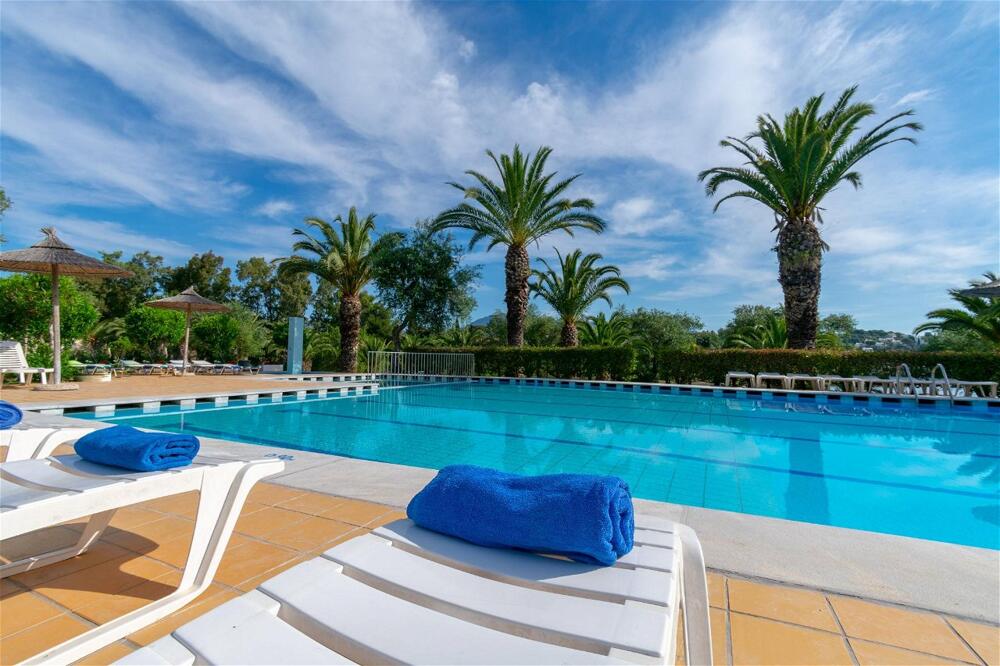 Foto general de Aparthotel Govino Bay