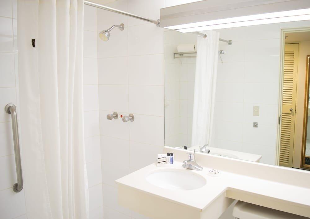Foto del baño de iStay Hotel Monterrey Histórico