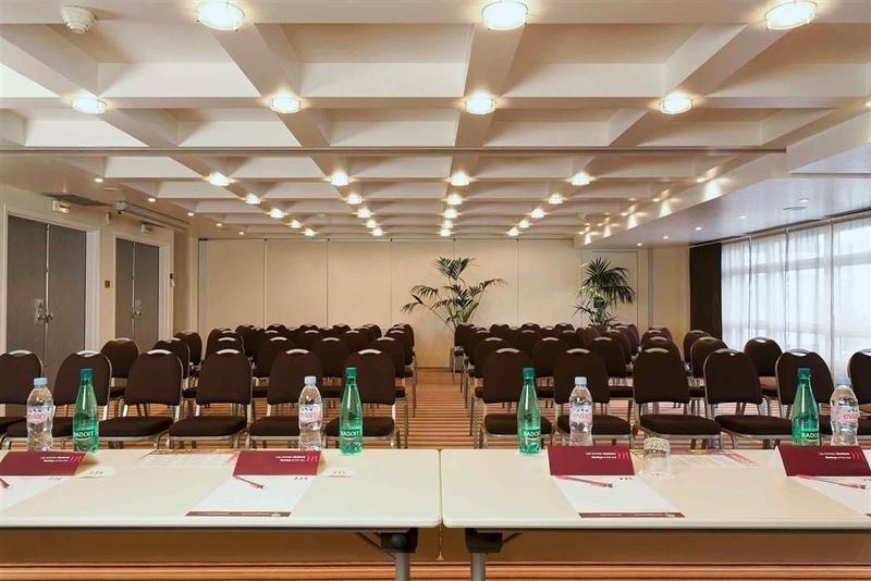 Foto general de Hotel Mercure Paris Massy Gare TGV