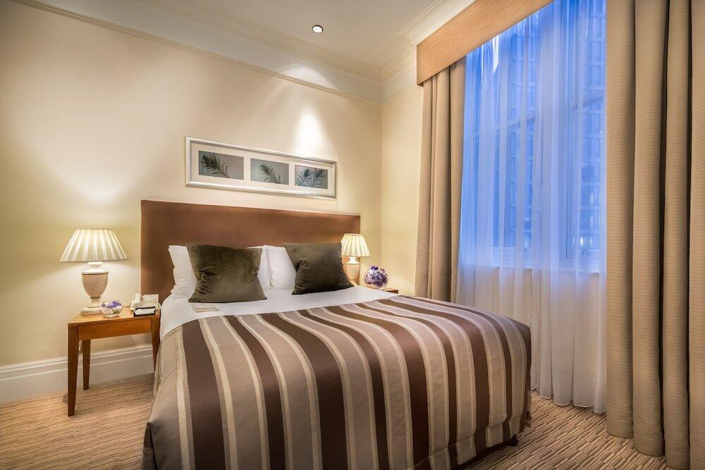 Room – St. James&amp;#039; Court, A Taj Hotel, London