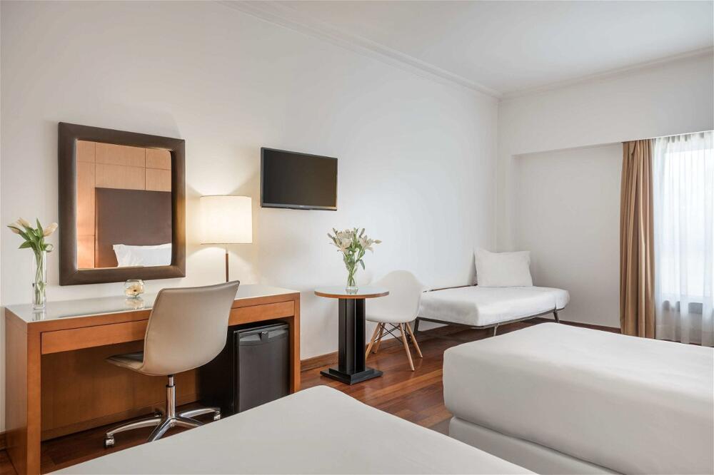 Foto de una habitación de Hotel NH Lisboa Campo Grande