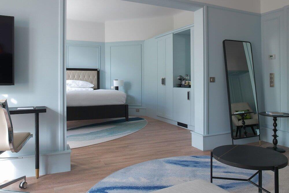 Foto de una habitación de Paris Marriott Opera Ambassador Hotel