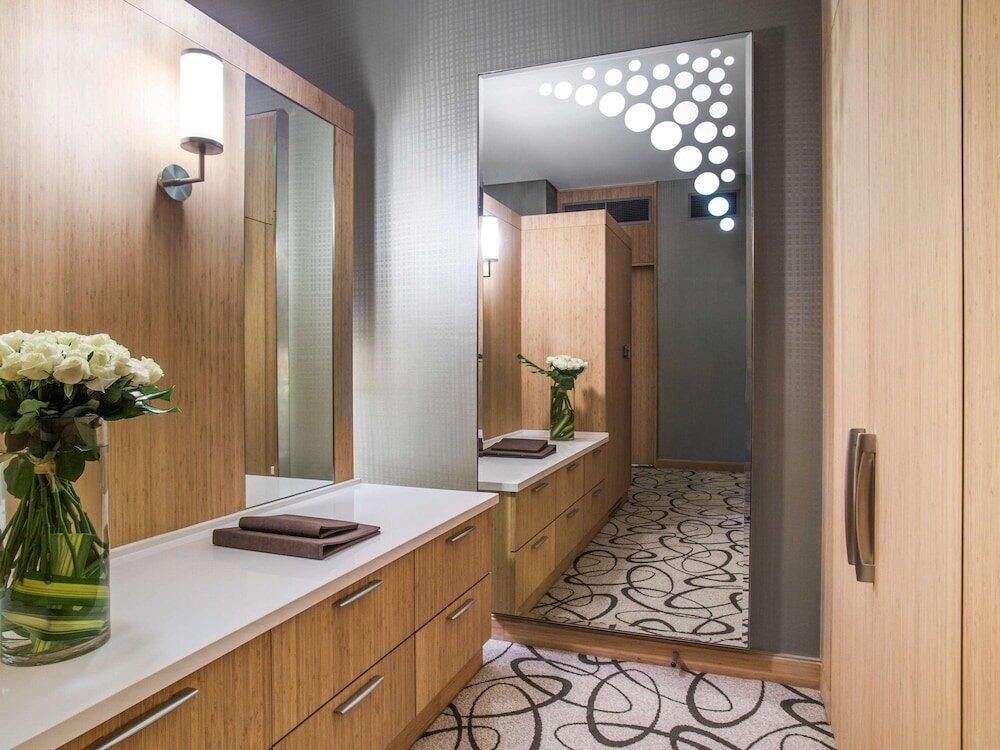 Foto de una habitación de Hotel Sofitel Dubai Downtown