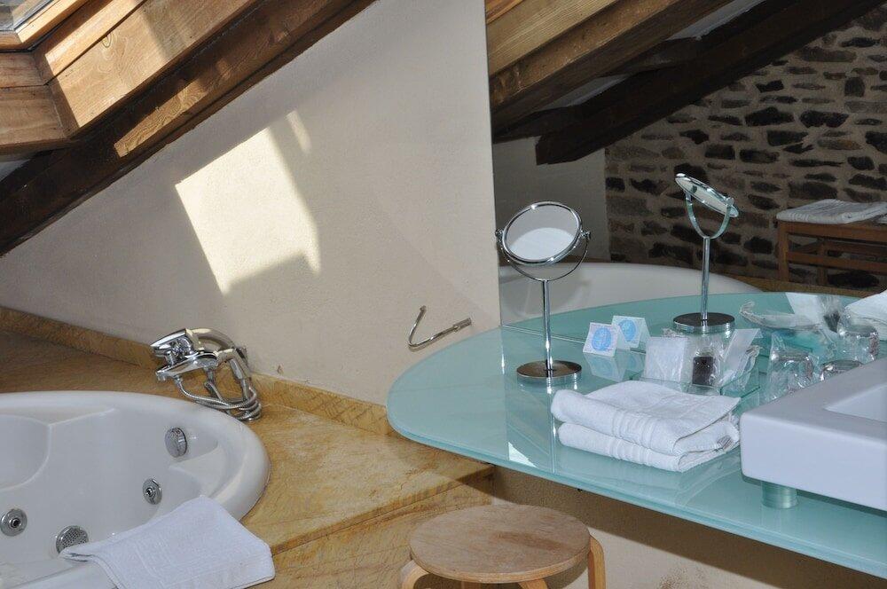 Foto del baño de Posada Real La Carteria
