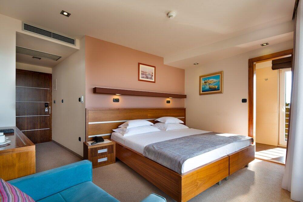 Foto de una habitación de Hotel Plaza Omis