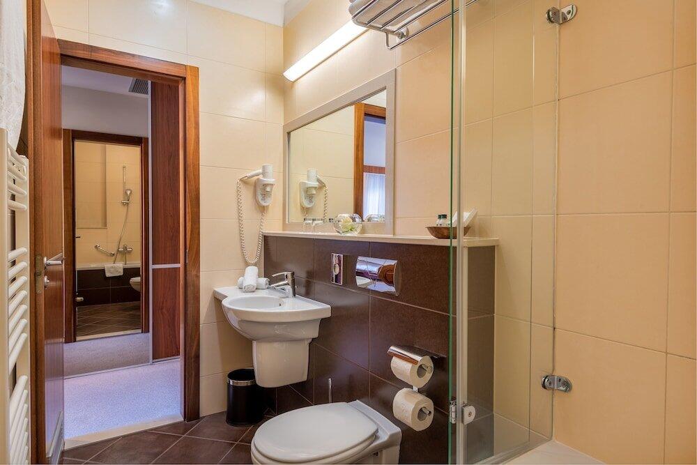 Foto del baño de Hotel Plaza Omis