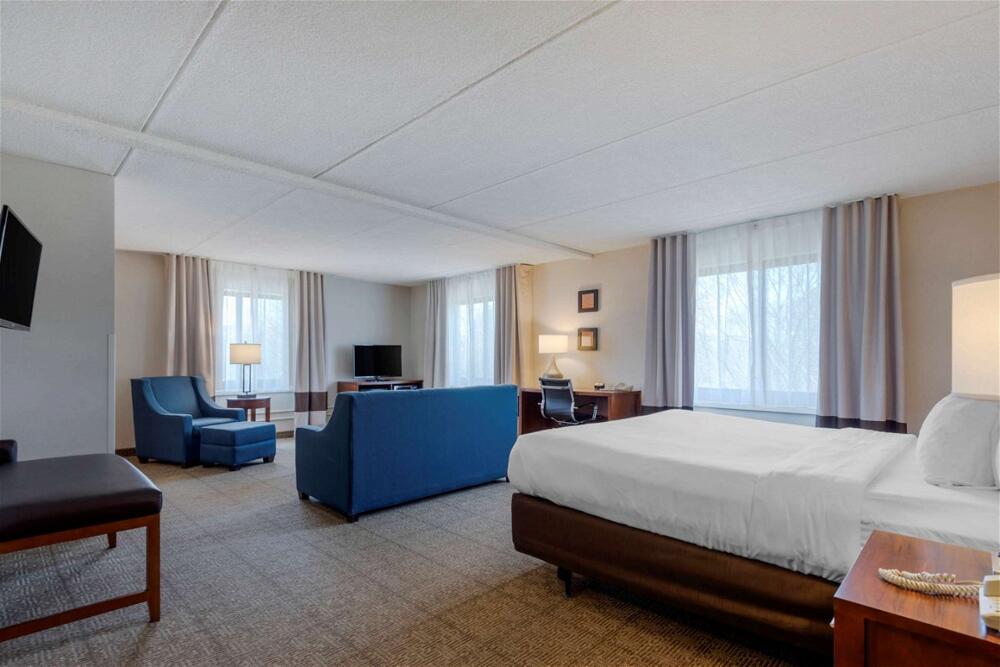 Foto de una habitación de Hotel Comfort Inn The Pointe
