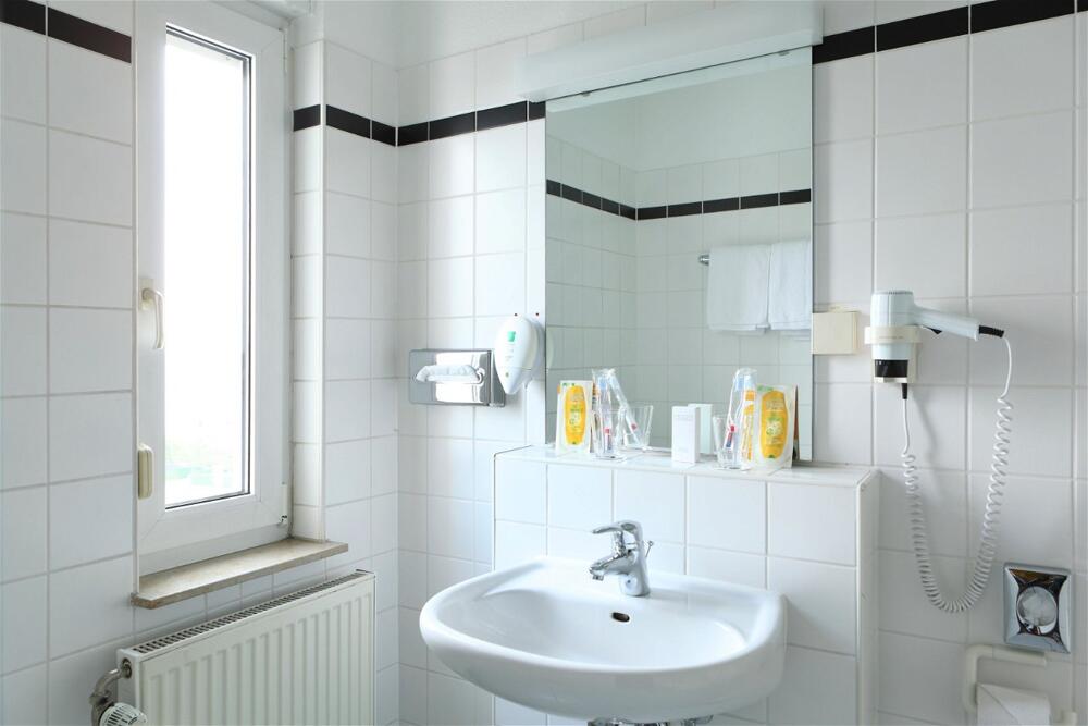 Foto del baño de Hotel TRYP by Wyndham Bremen Airport