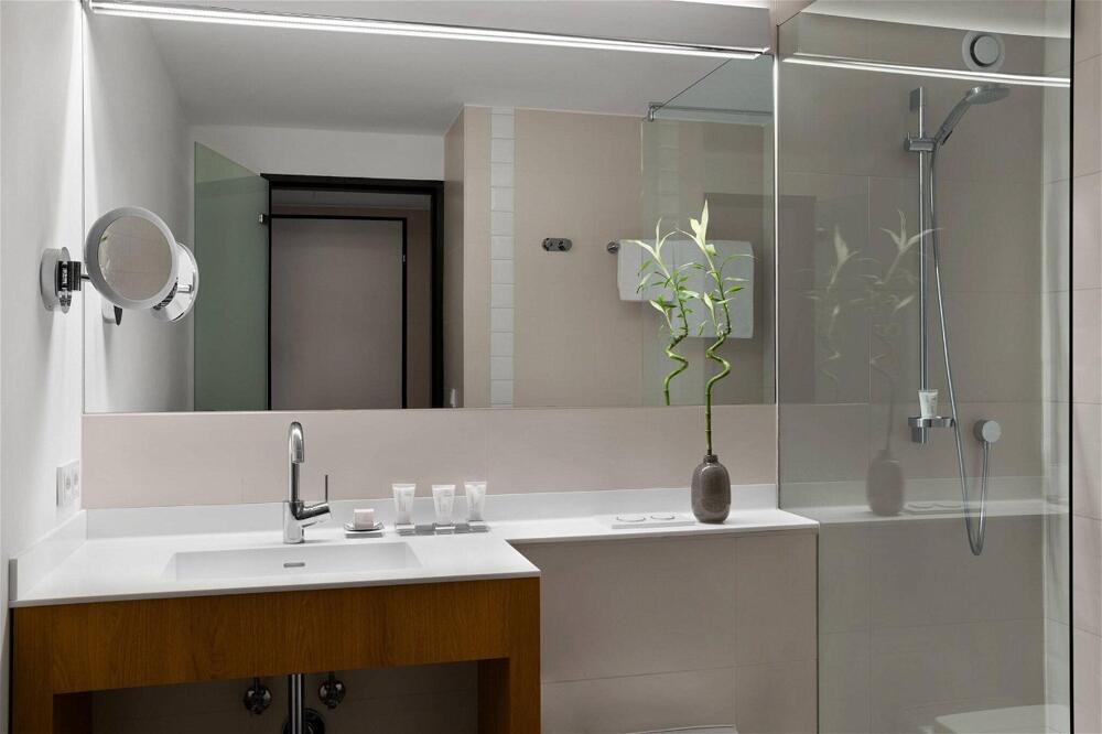 Foto del baño de AC Hotel by Marriott Innsbruck