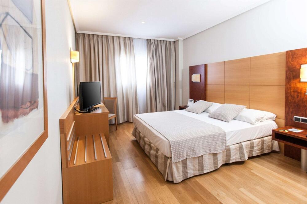 Foto de una habitación de Hotel Sercotel Gran Fama