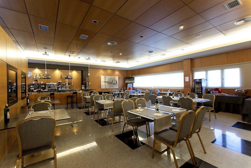 Foto de restauración de Hotel Sercotel Gran Fama