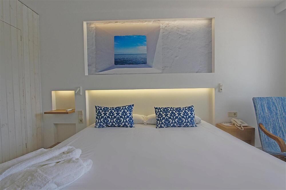 Foto general de Portinatx Beach Club Hotel