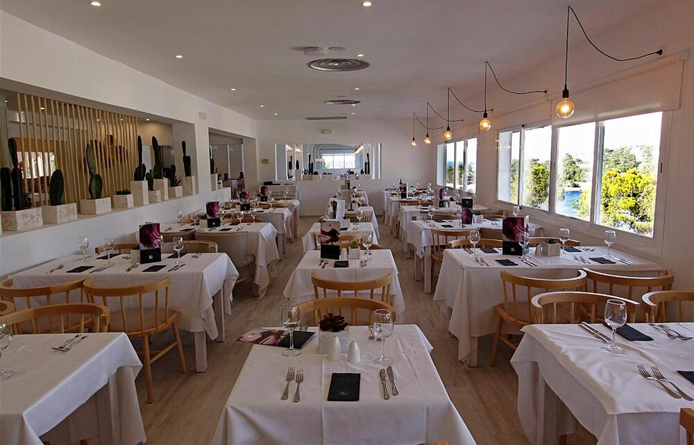 Foto general de Portinatx Beach Club Hotel
