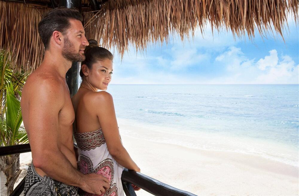 Foto general de Complejo Hidden Beach Resort Au Naturel Adults Only - All Inclusive