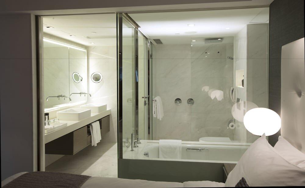 Foto del baño de Hotel The Mira Hong Kong