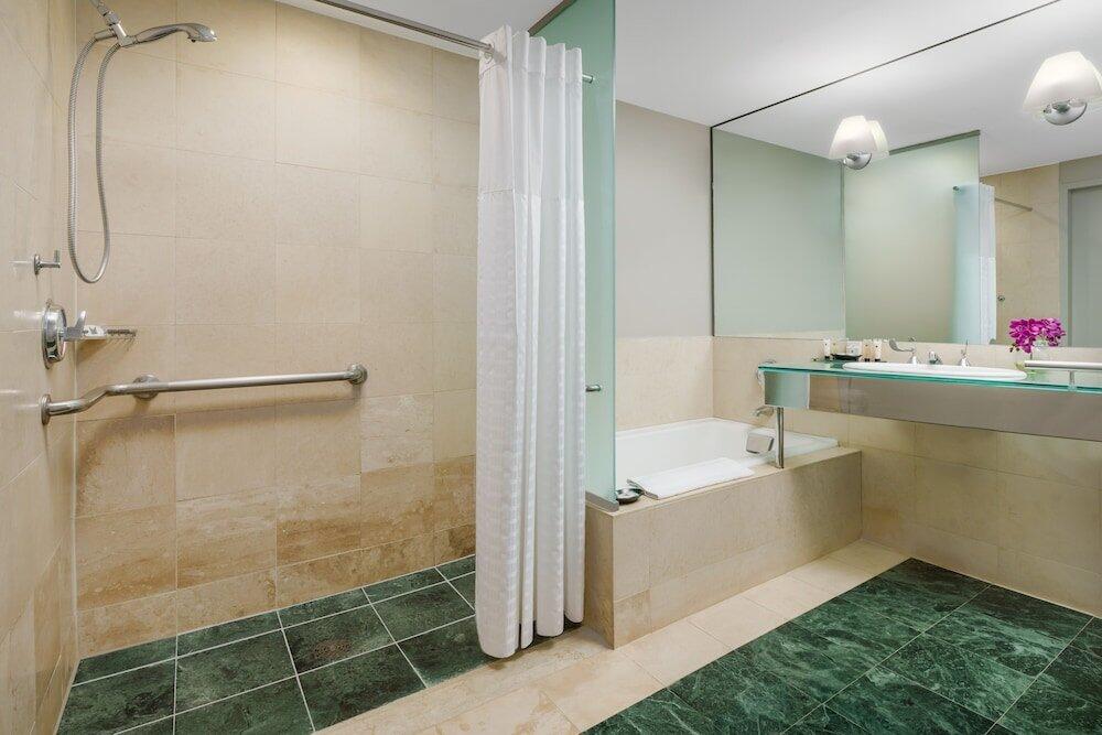 Foto del baño de Hotel Millennium Premier New York Times Square