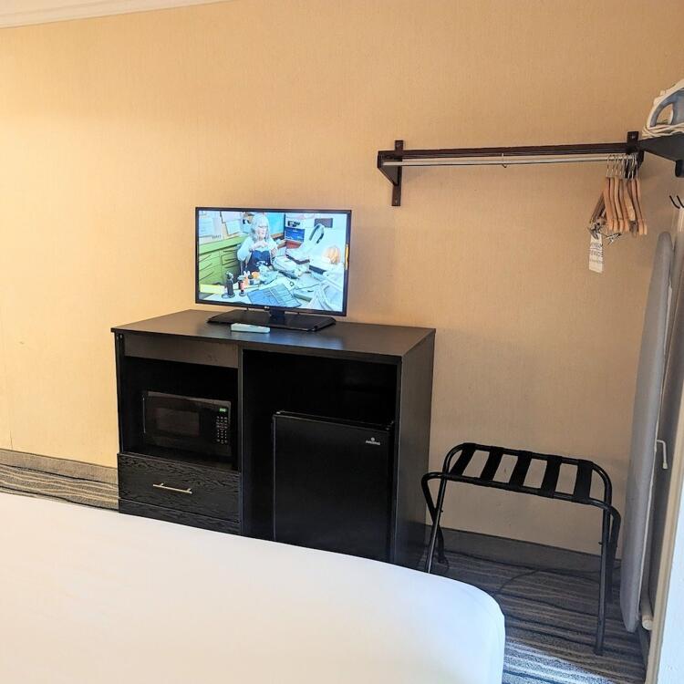 Foto de una habitación de Hotel Ramada Suites by Wyndham San Diego