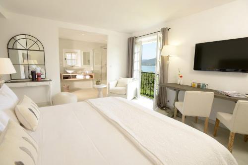 Foto del baño de Hotel La Bastide D&amp;#039;Antoine