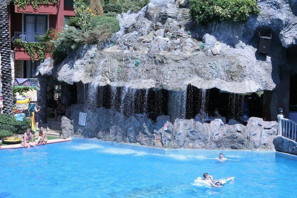 Foto de los servicios de Aparthotel Grand Aquarium