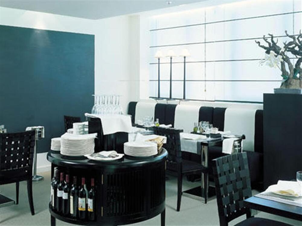 Foto de restauración de Hotel NH Collection Lisboa Liberdade