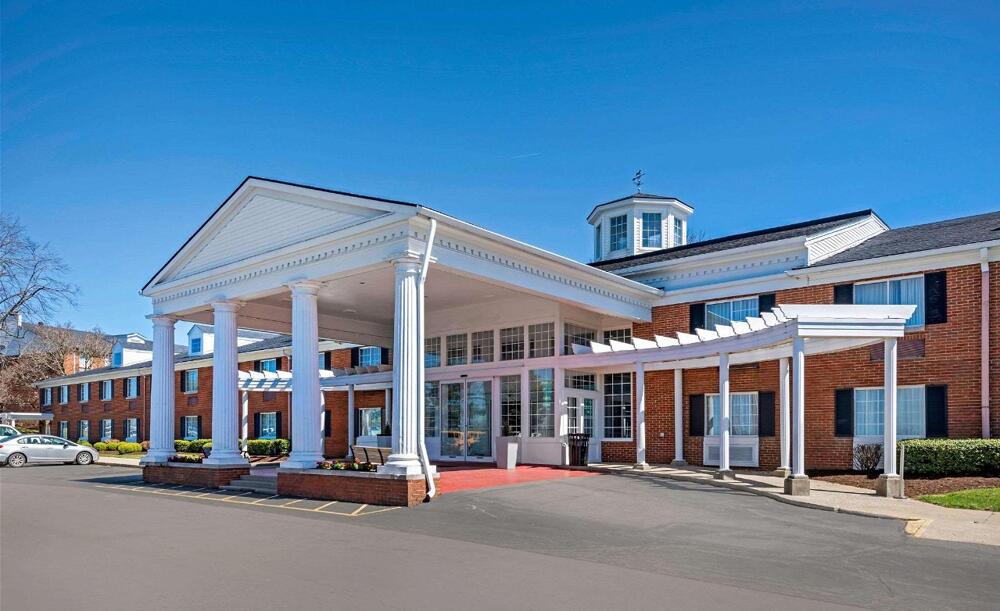 Foto del exterior de Clarion Hotel Conference Center - North