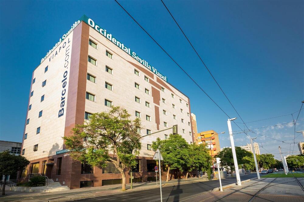 Foto del exterior de Occidental Sevilla Viapol