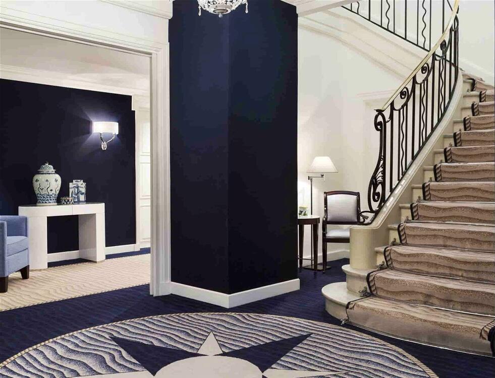 Foto de una habitación de Hôtel Barrière L&amp;#039;Hermitage