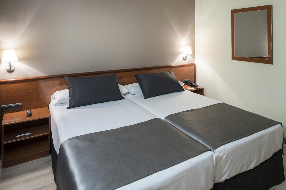 Foto de una habitación de Hotel Catalonia Castellnou