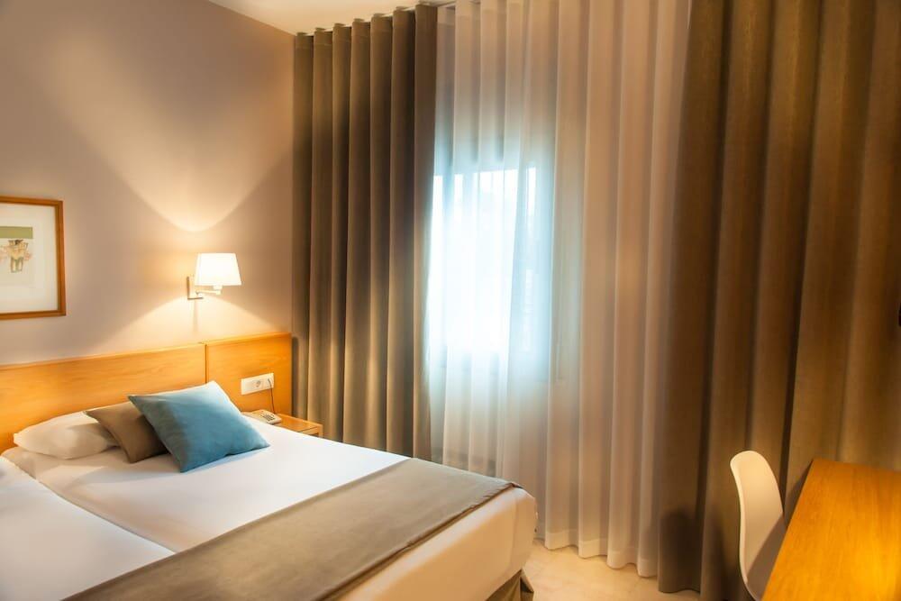 Foto de una habitación de Hotel Costabella