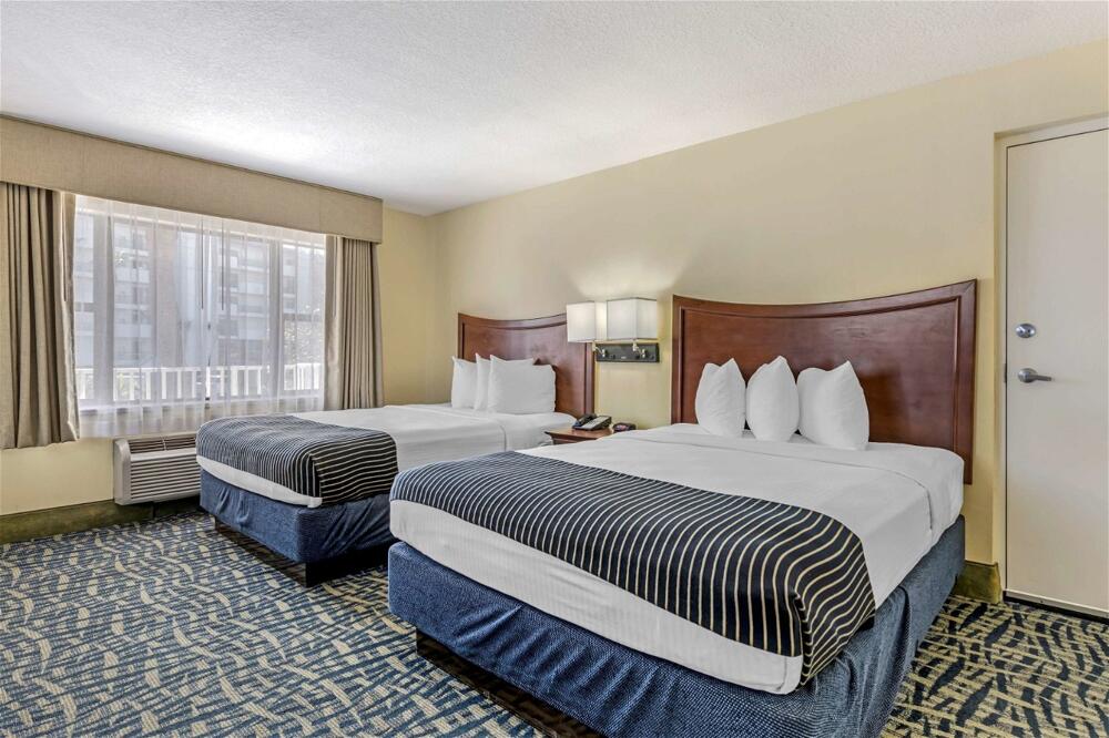 Foto de una habitación de Best Western Cocoa Beach Hotel &amp;amp; Suites