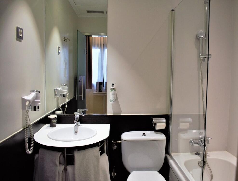 Foto del baño de Hotel Sercotel Las Torres