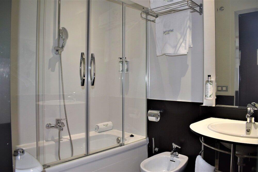 Foto del baño de Hotel Sercotel Las Torres