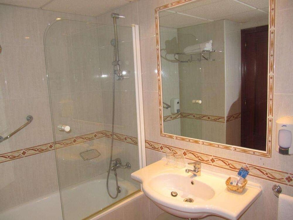 Foto del baño de Hotel Don Juan