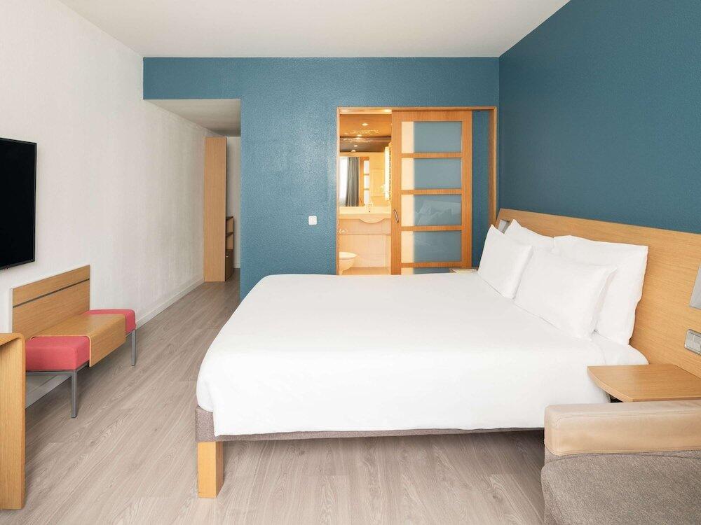 Foto de una habitación de Hotel Novotel Barcelona Cornella