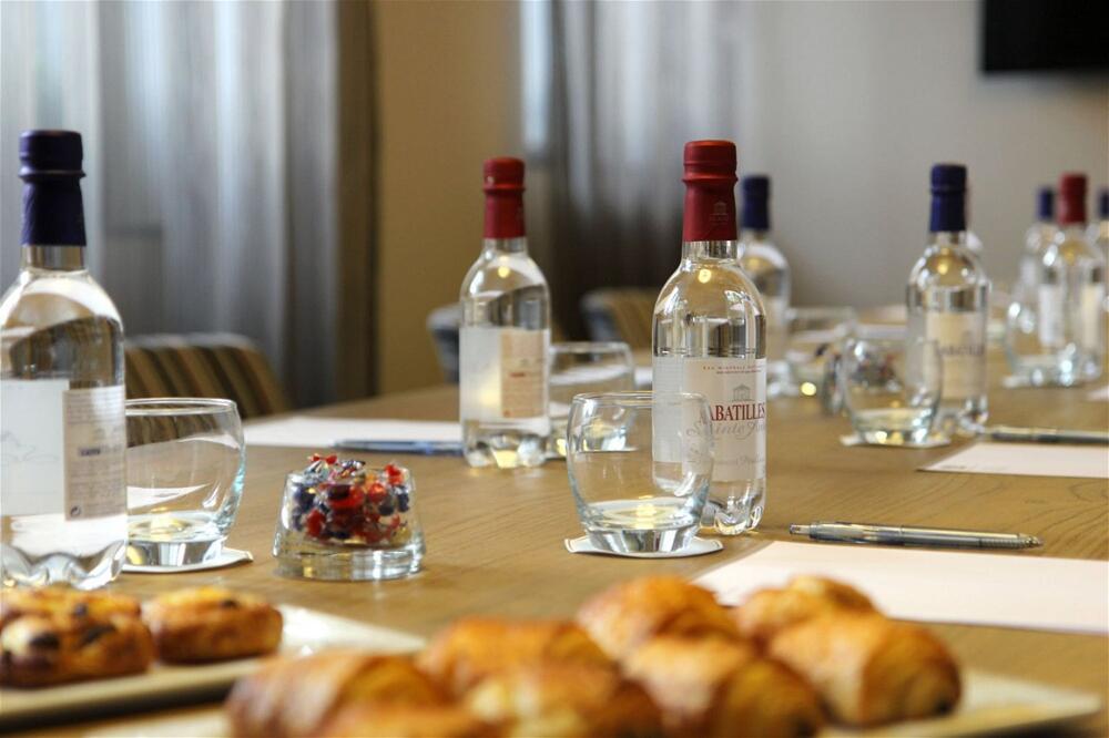 Foto de restauración de Hotel Best Western Plus Bordeaux Gare Saint-Jean