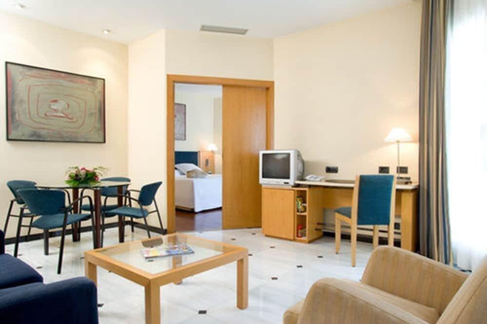 Foto de una habitación de Hotel URH Ciutat de Mataró