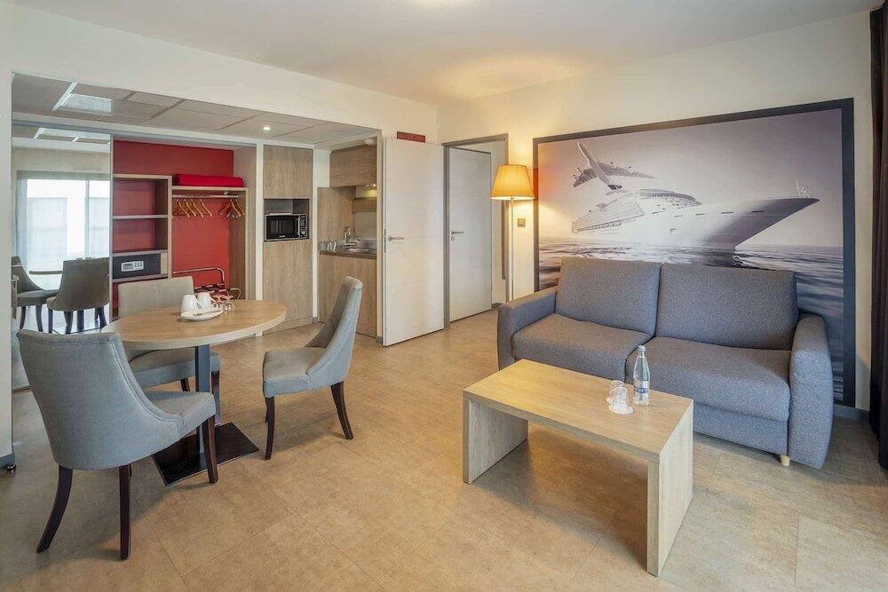 Foto de una habitación de Kyriad Prestige Saint Nazaire