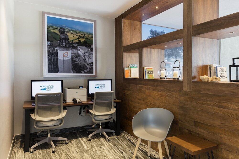 Foto de una habitación de Hotel Homewood Suites By Hilton Silao Airport
