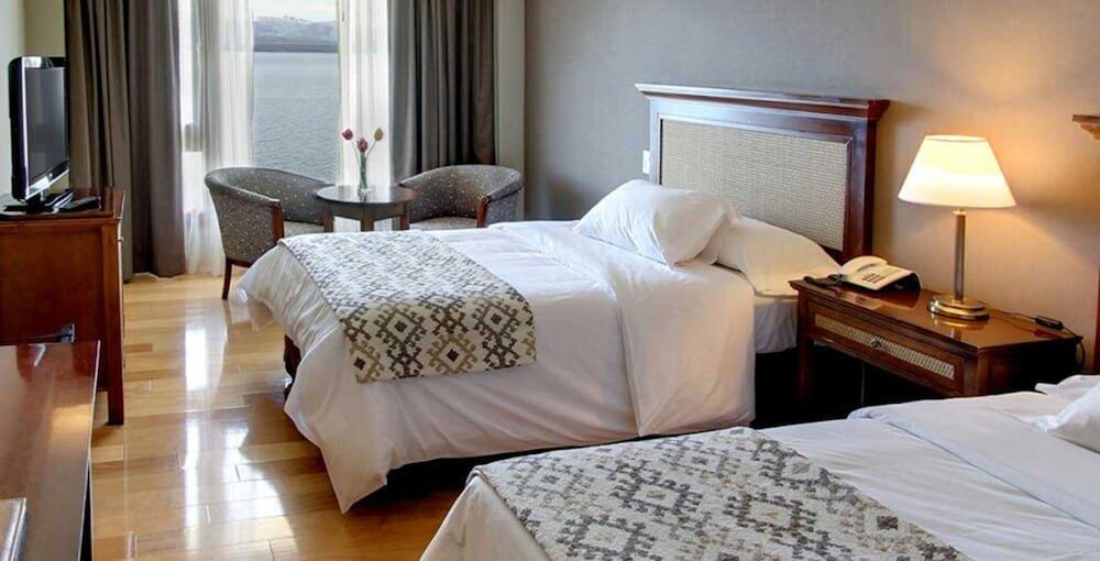 Foto de una habitación de Cacique Inacayal Lake &amp;amp; Spa Hotel
