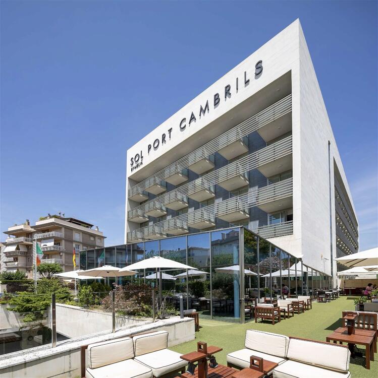 Foto del exterior de Sol Port Cambrils Hotel