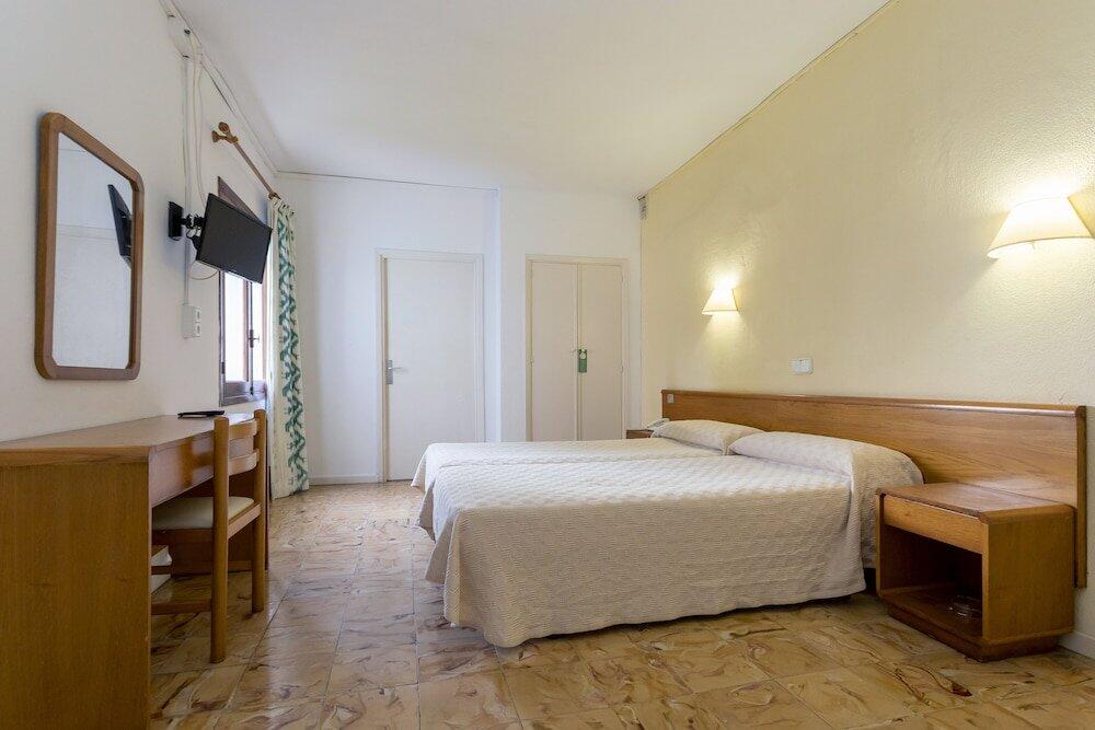 Foto de una habitación de Hotel Figueretes