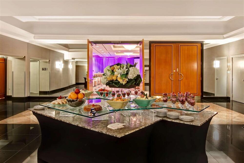 Foto general de Hotel DoubleTree by Hilton Toronto Downtown