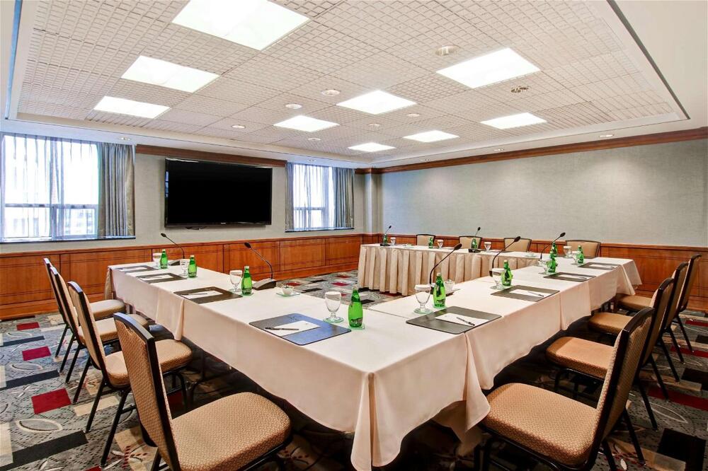 Foto general de Hotel DoubleTree by Hilton Toronto Downtown