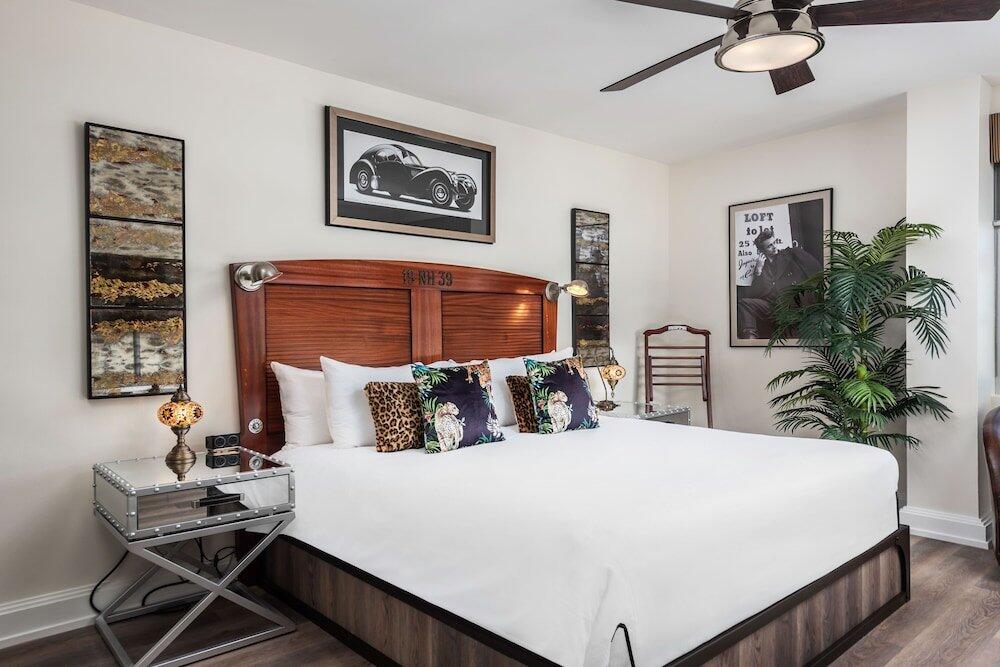 Foto de una habitación de National Hotel, An Adult Only Oceanfront Resort