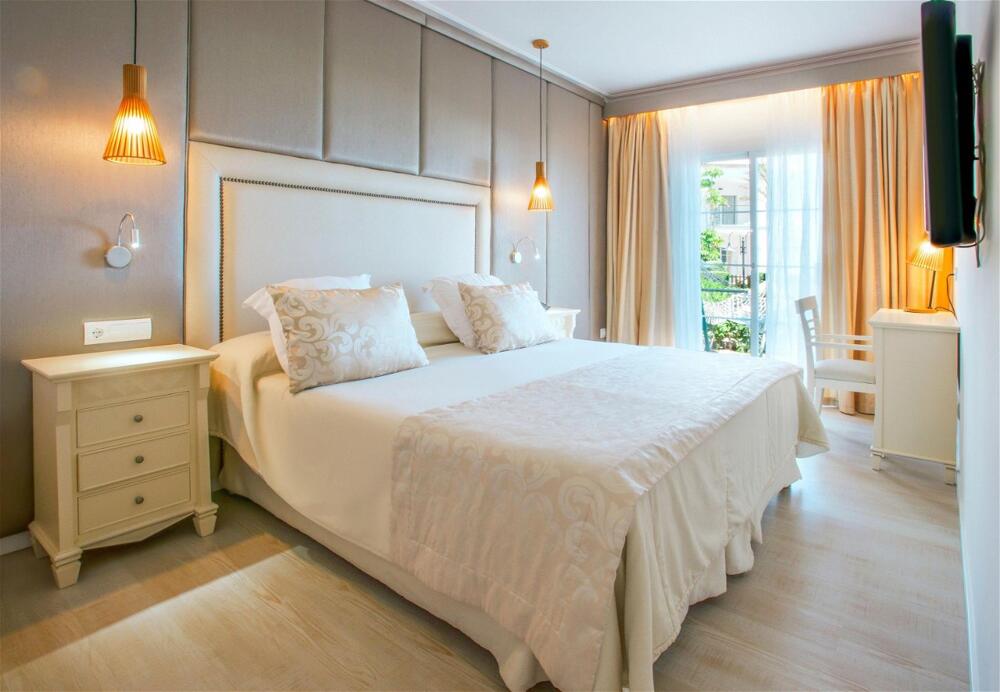 Foto de una habitación de Complejo VIVA Cala Mesquida Resort &amp;amp; Spa